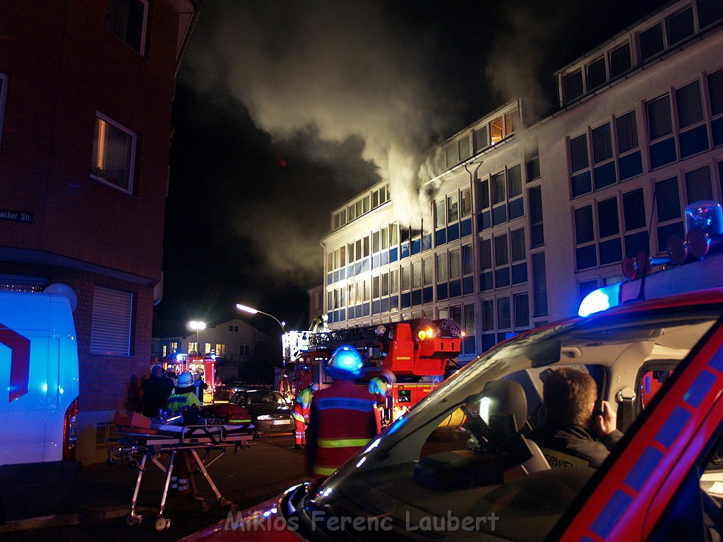 Feuer 3 Koeln Hoehenberg Bochumerstr 016.JPG